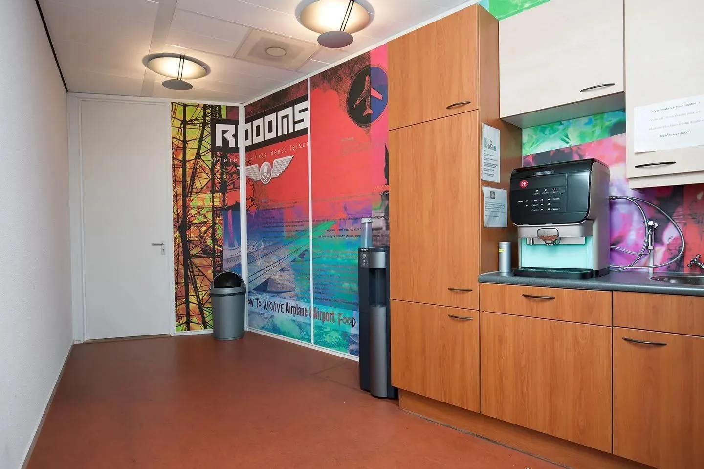 ROOOMS Maastricht Airport, Kitchen, Maastricht Airport