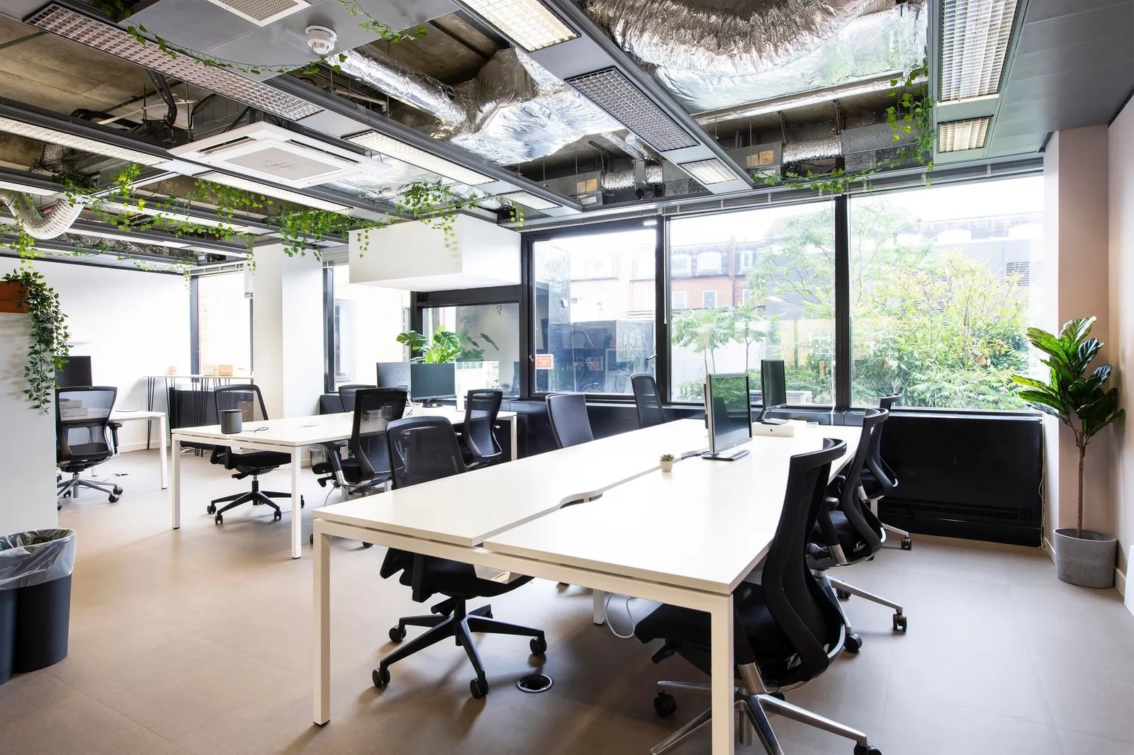 Runway East Borough Market, Open-plan office, London