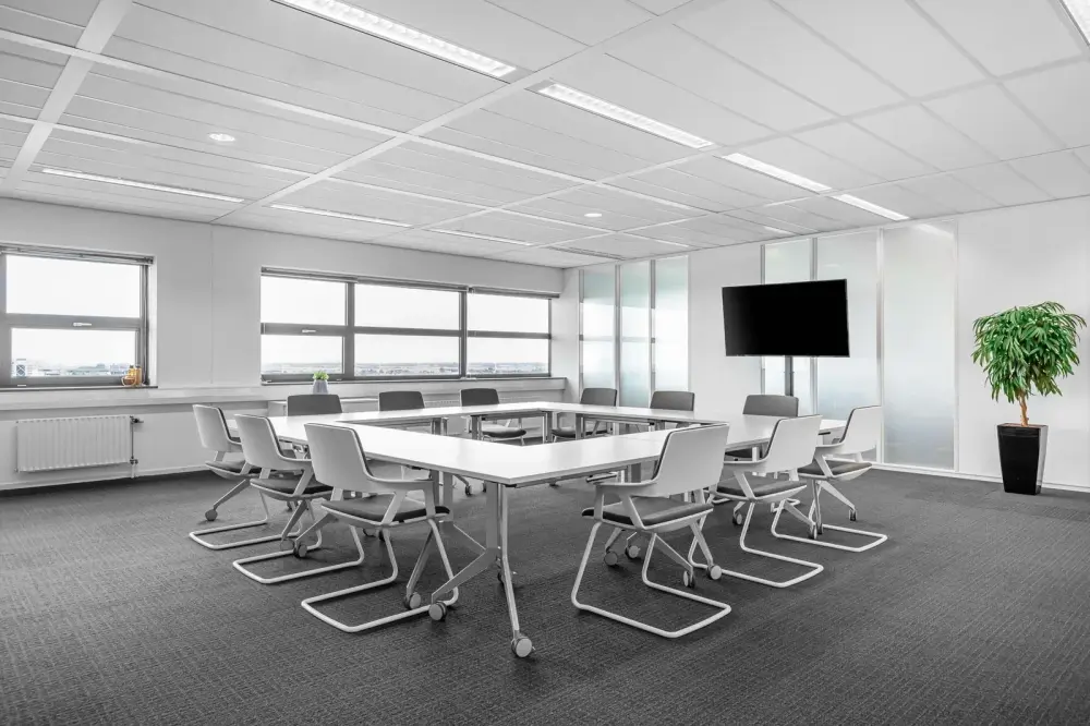 Regus BRISTOL, Almondsbury Business Park, Salle de réunion Aardman Suite, Bradley Stoke