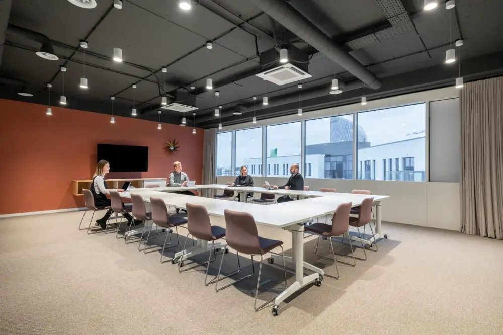 Regus LE MANS,Gare SNCF, Regus Express, Salle de réunion CM Tertre Rouge, Le Mans