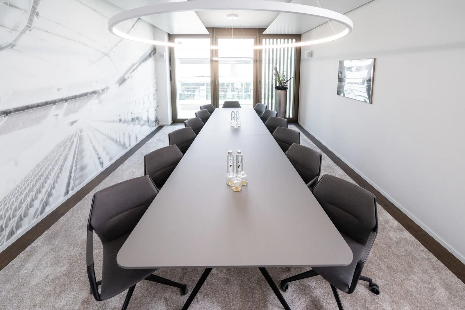 Satellite Office Stuttgart - K35, Besprechungsraum für 14 Personen, Stuttgart