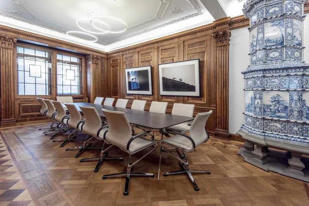 Satellite Office Zurich - Haus Gryffenberg, Besprechungsraum für 14 Personen, Zürich