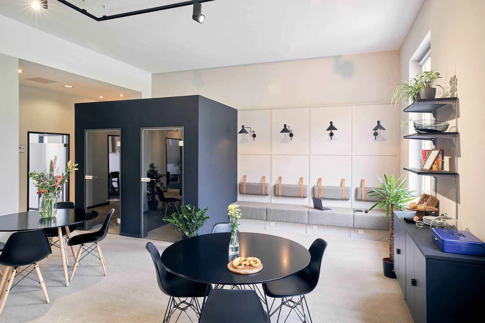 Scaling Spaces - Altstadt Kaufingerstrasse, Coworking space, Munich