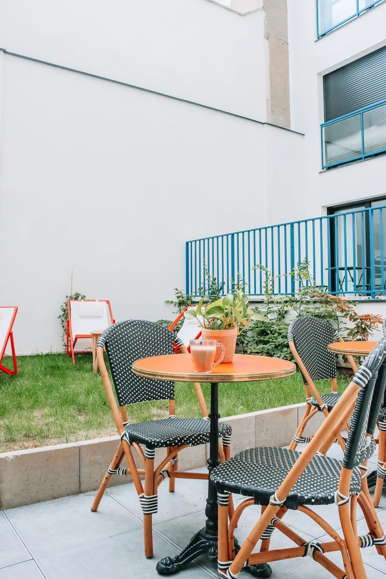 Sharies Vanves Marceau, Terrasse und Außenbereich, Vanves