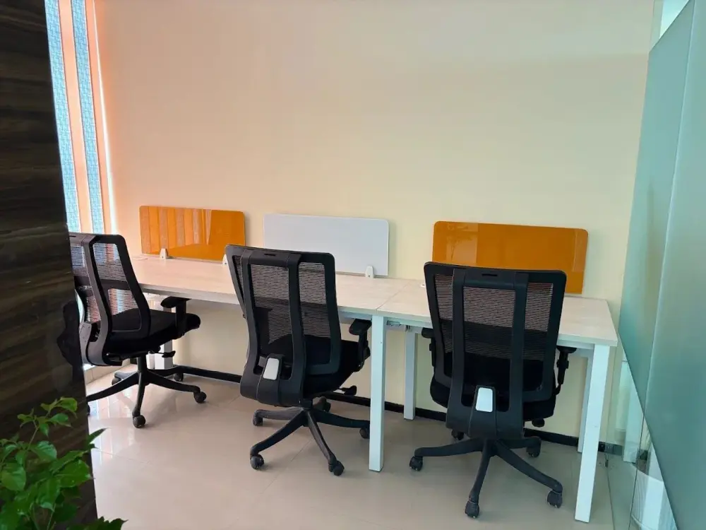 Showffice Lucknow, Private office for 3 persons, Lucknow