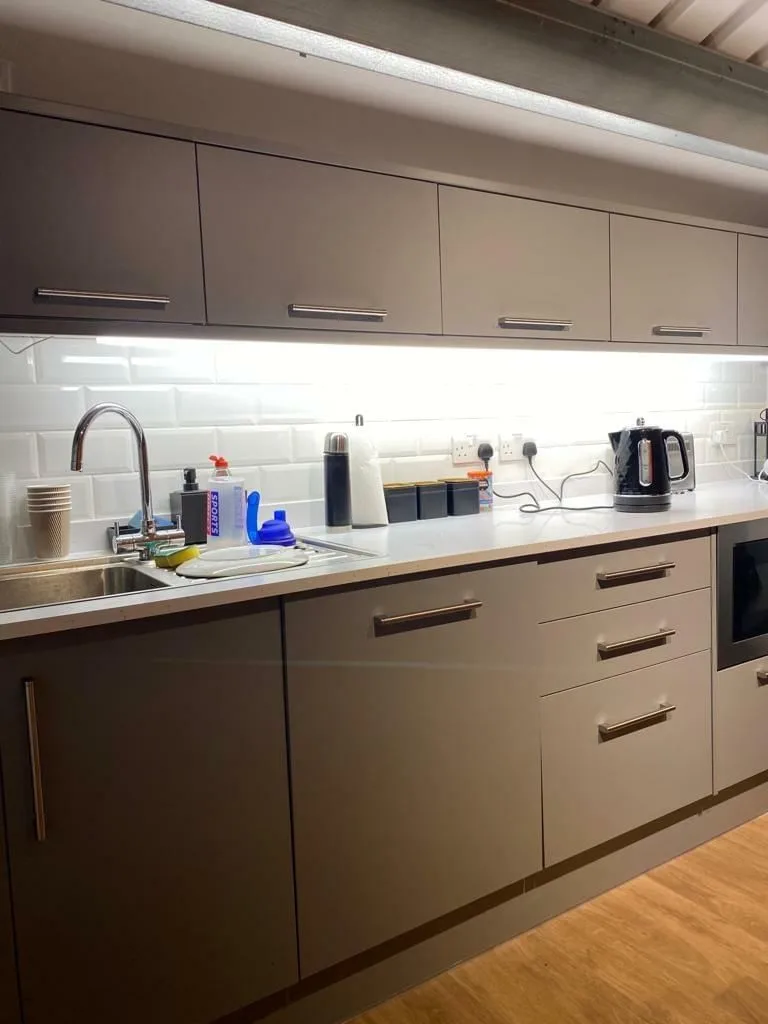 SiGNAL @ Chieftain House, Kitchen, Bordon