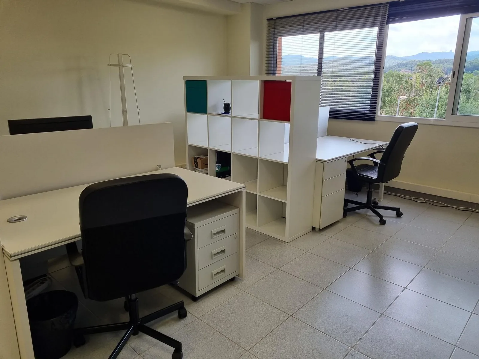 Sinergia Coworking, Bureau privatif 4 postes, Sant Cugat del Vallès