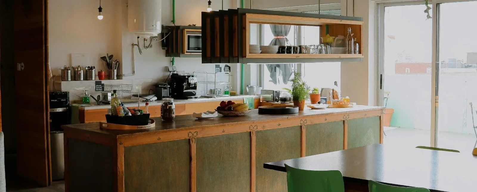 Sitio Work Alvalade, Cuisine, Lisbonne