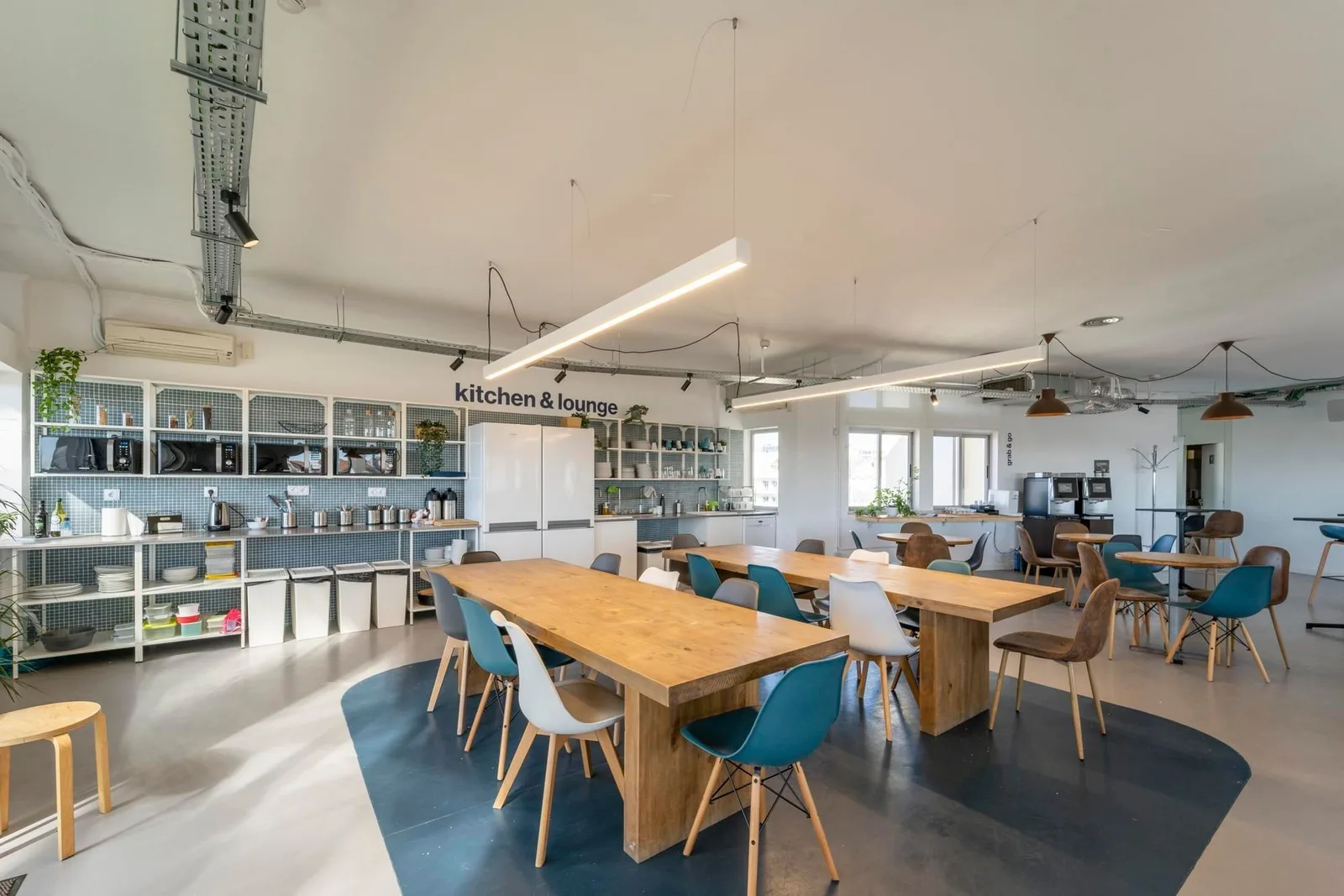 Sitio Work Fintech House, Cafetería, Lisboa