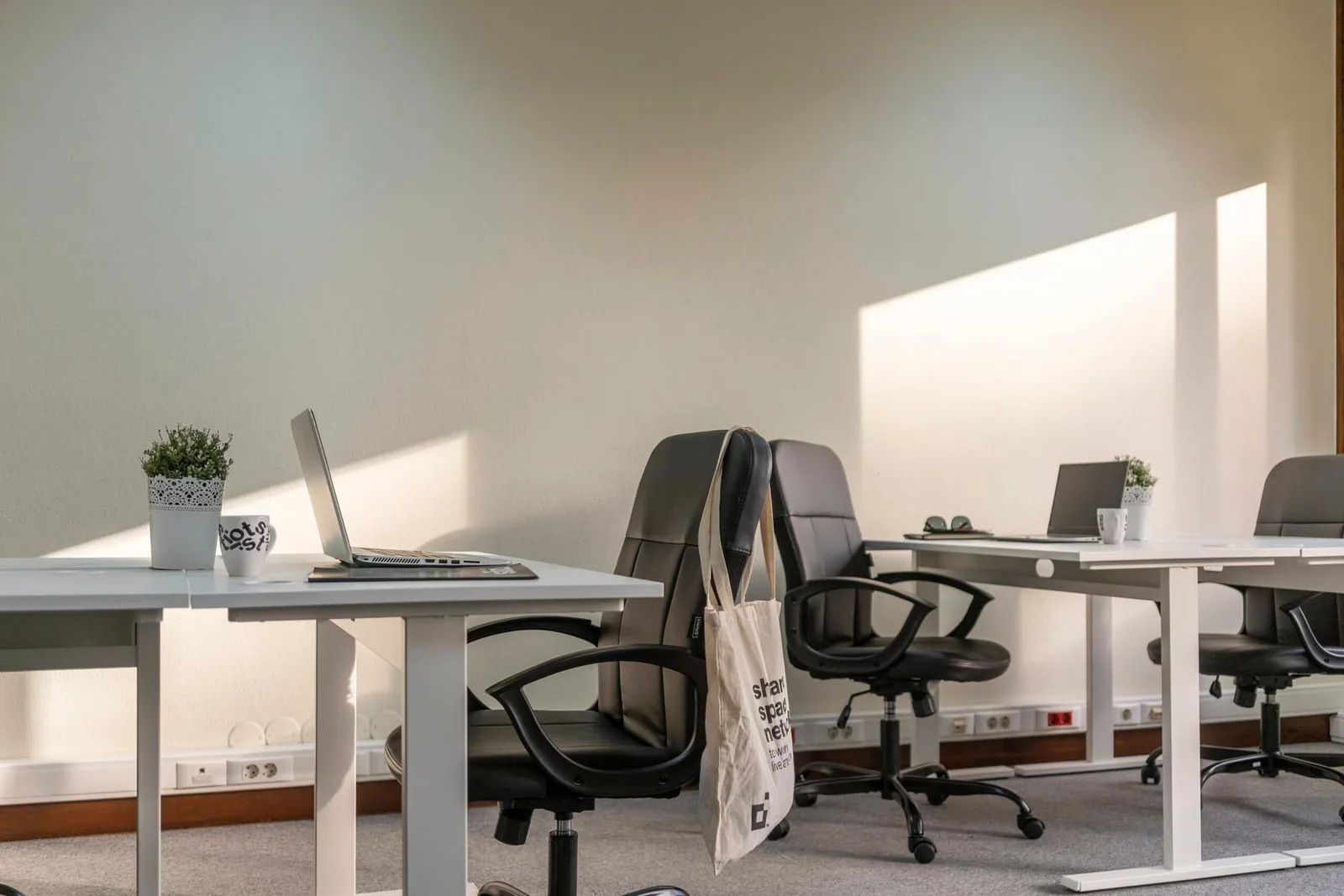 Sitio Work Sete Rios, Private office, 3 desks, Lisbon