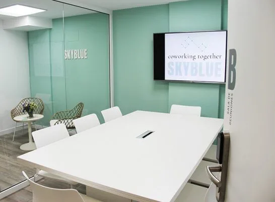 Skyblue Coworking, Sala de reuniões para 6 pessoas, Alicante