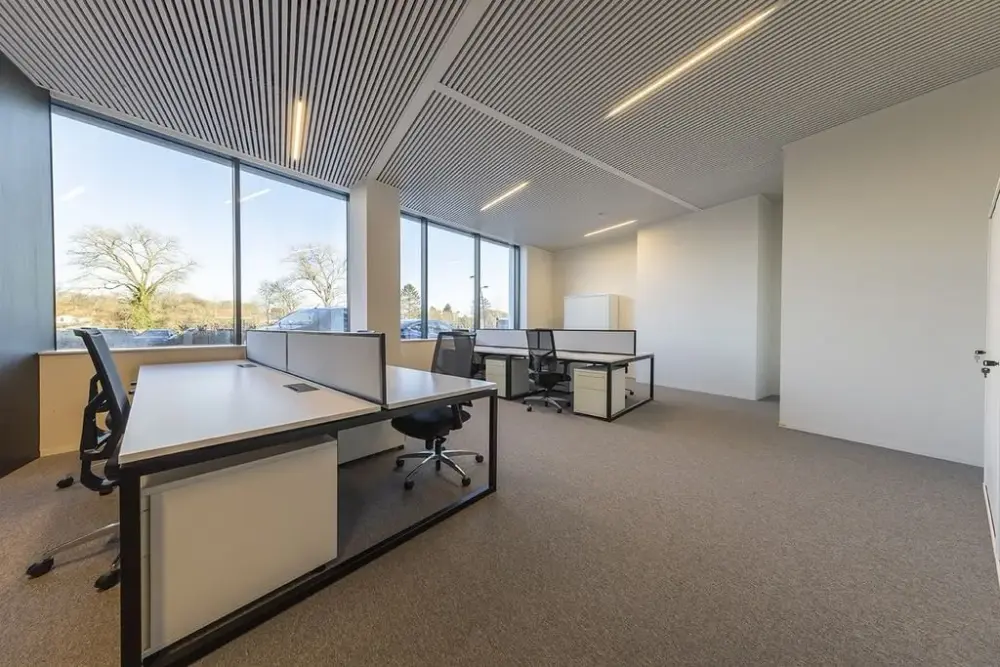 SkylinE40 Business Center, Bureau dédié en open space, Alost