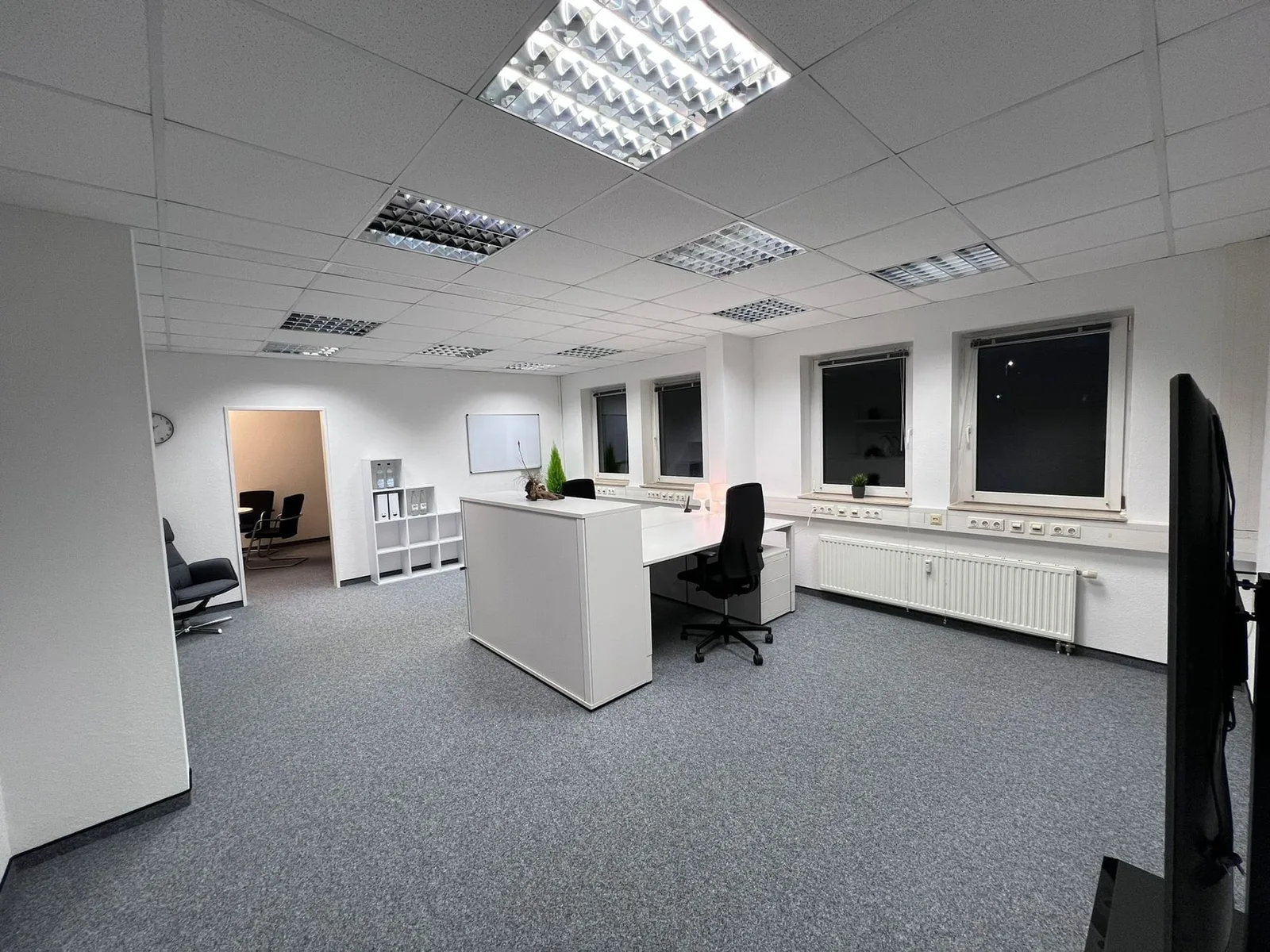 SofortBüro - Hannover Nord 2, Privatbüro mit 2 Arbeitsplätzen, Langenhagen