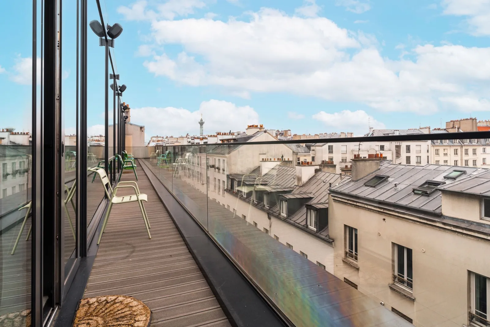 Sora Ainori, Terrasse und Außenbereich, Paris 11e