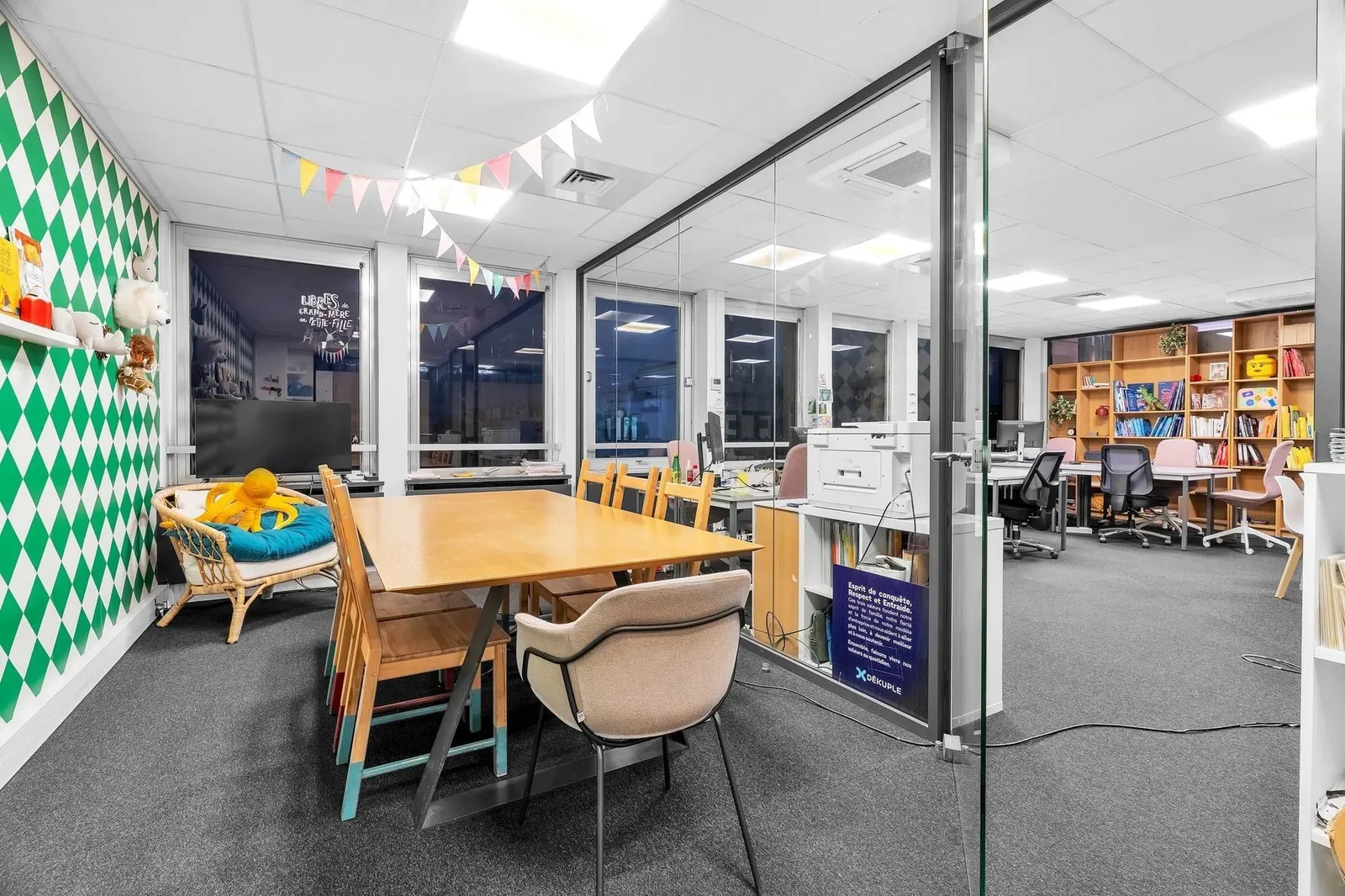 Sora Graviers, Salle de réunion 7 personnes, Neuilly-sur-Seine