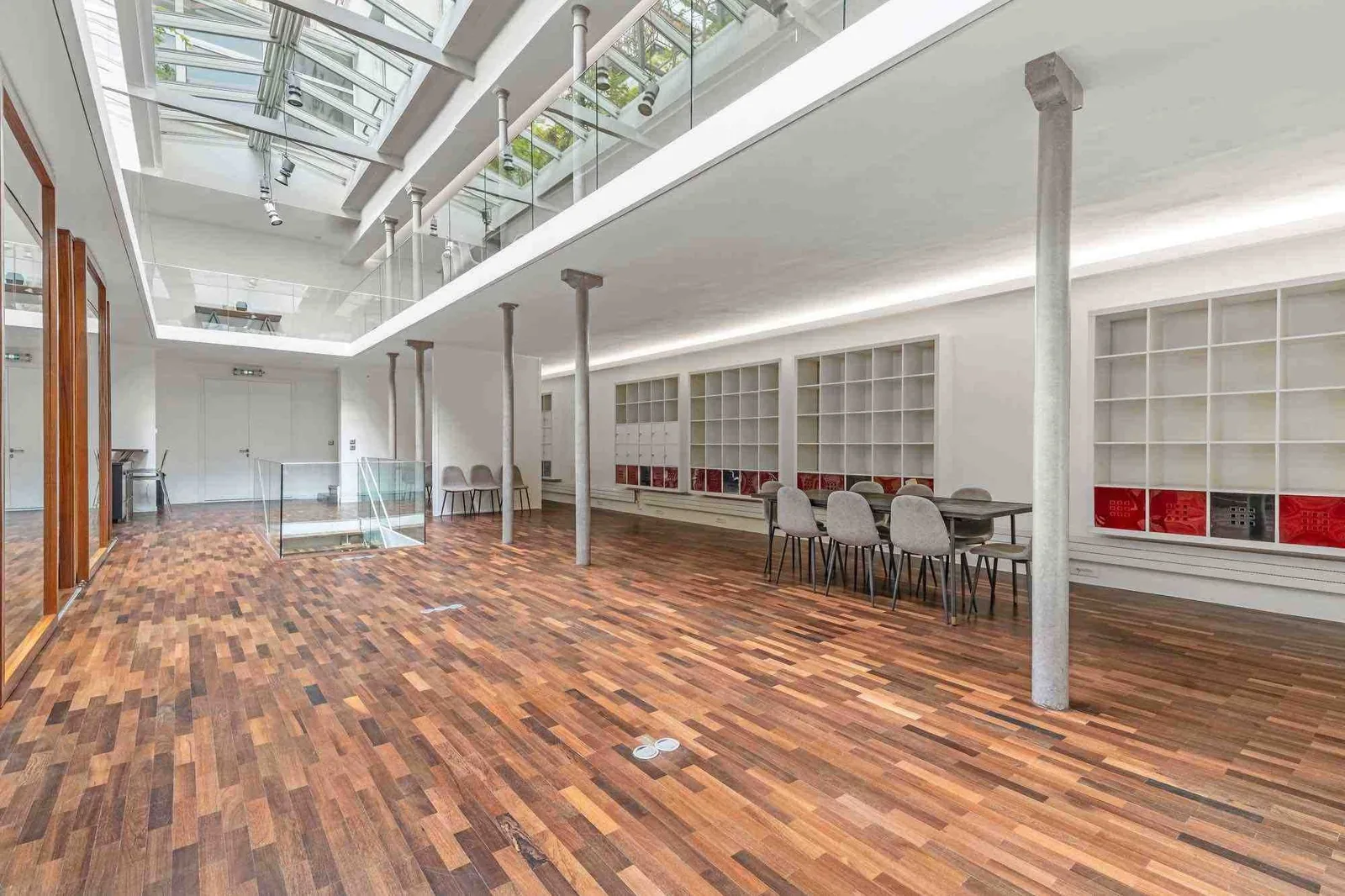 Sora Meslay - 44 postes, Common area, Paris 3e