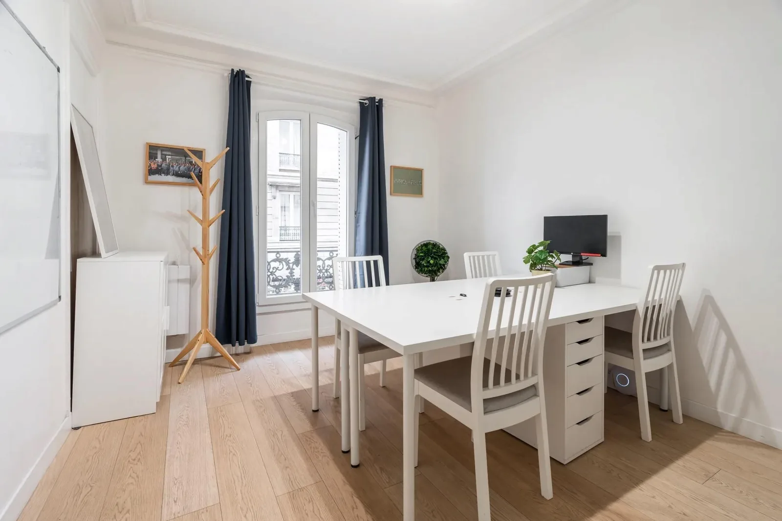 Sora Napoléon III, Private office, 4 desks, Paris 10e