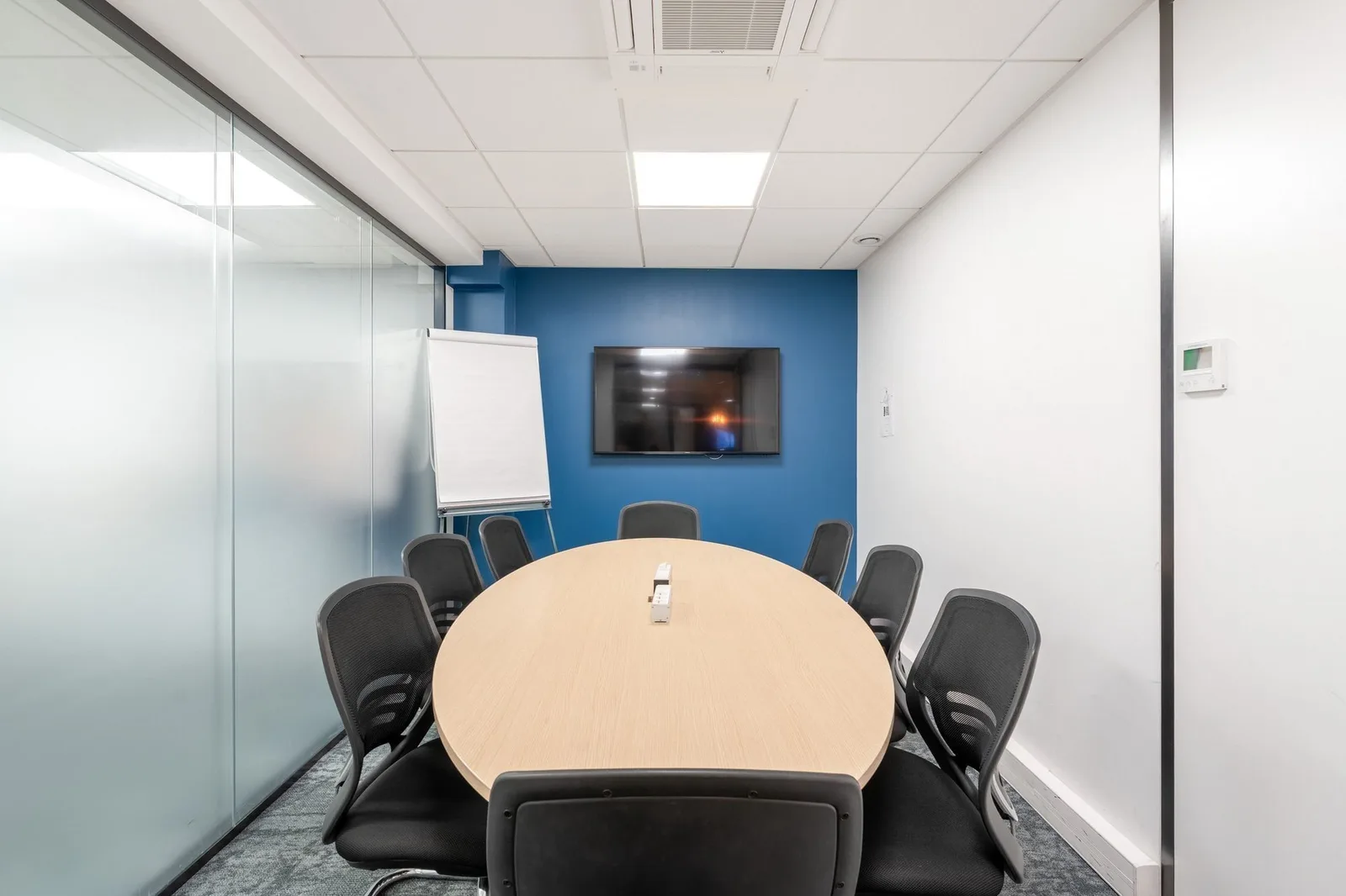 Sora Trébois, Meeting room for 8 people, Levallois-Perret