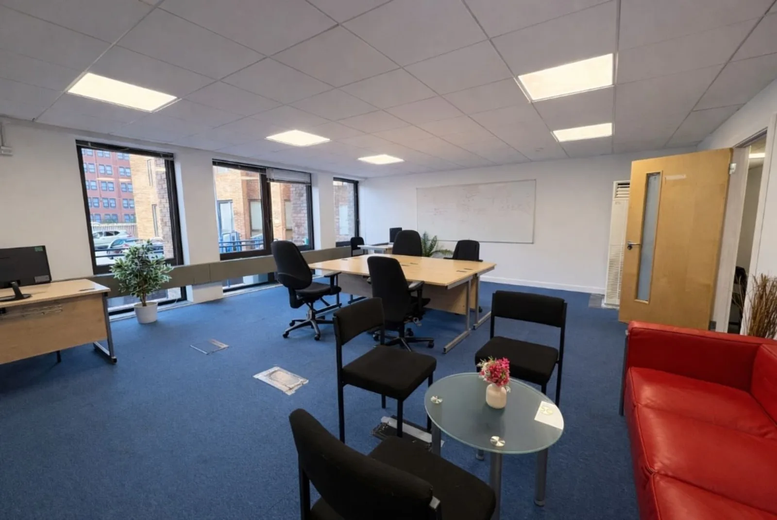 ST James House, Private office, 5 desks, Romford