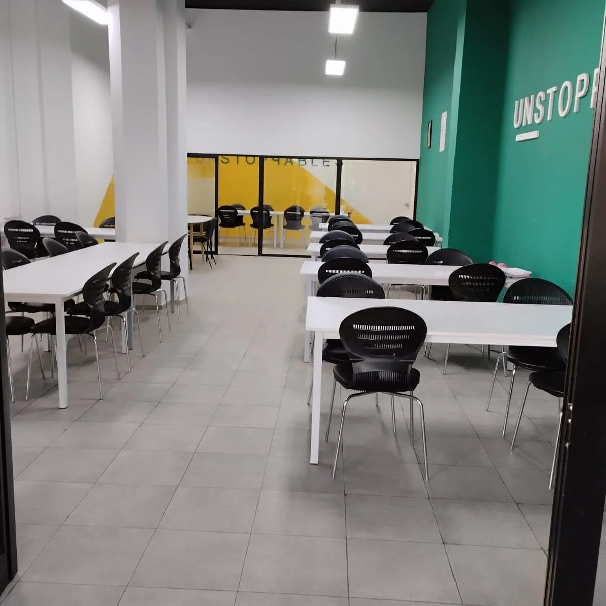 Start Work Coworking Space, Training room, Sidi Rezig