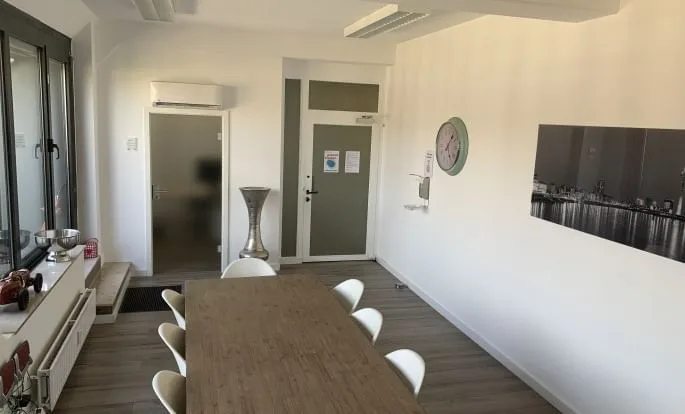 Studio4al Coworking Büros, Meeting room for 8 people, Düsseldorf