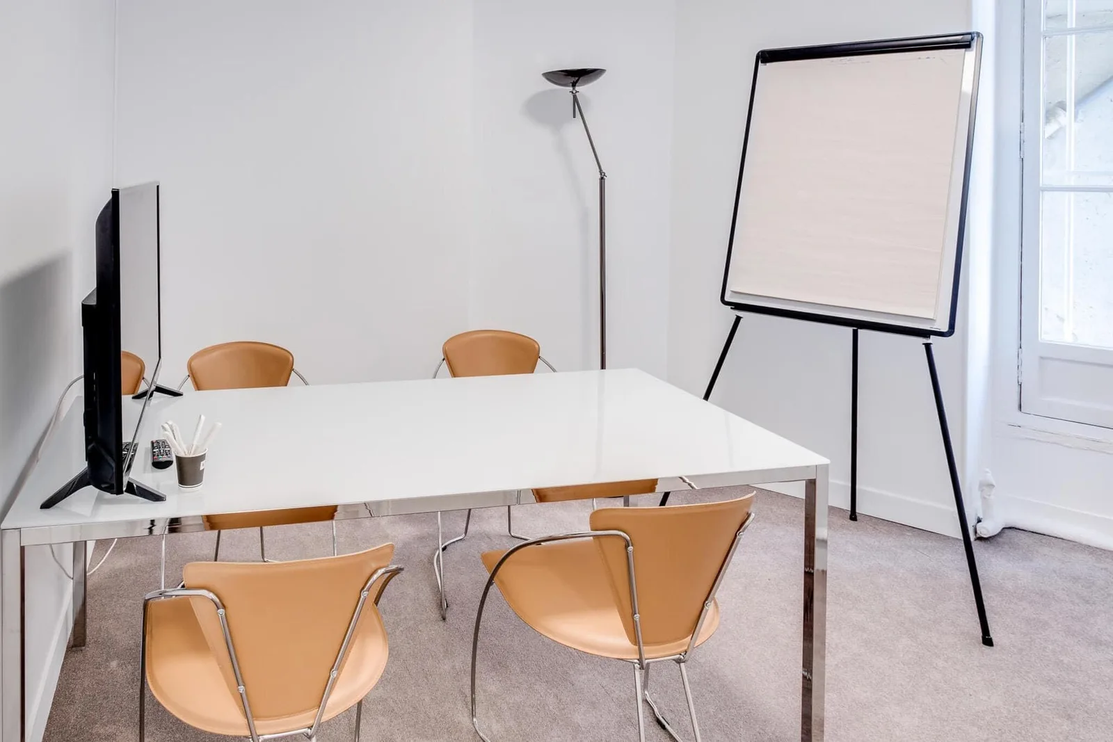 Symphony Partners 61 Haussmann, Salle de réunion 5 personnes, Paris 8e