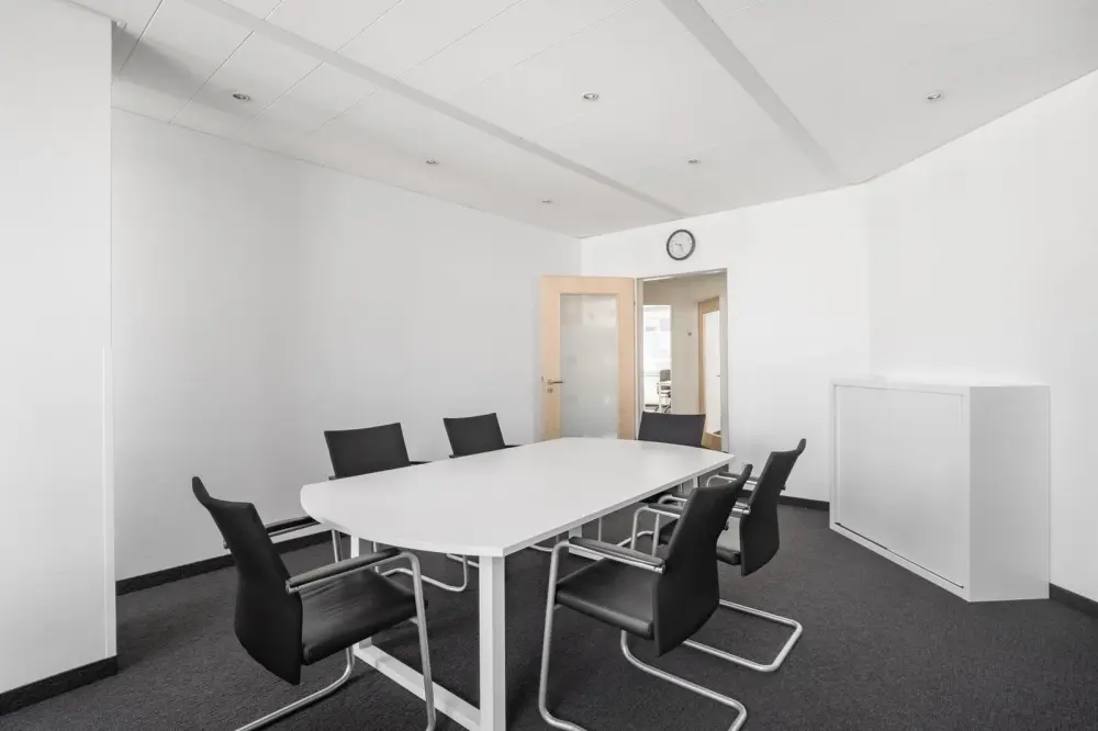 Regus BUDAPEST, BudapestOne Centre, Tárgyaló CM Edinburgh, Budapest