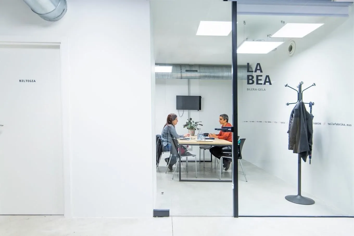 Teila Fabrika, Meeting room for 6 people, San Sebastian