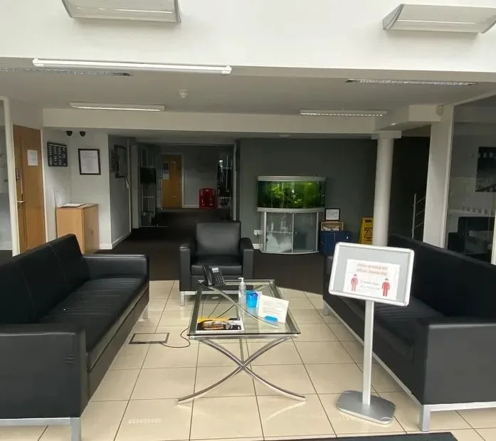 Tingdene House, Réception, Wellingborough