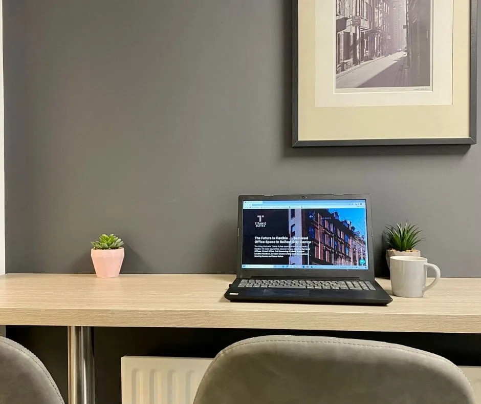 Titanic Suites, Bureau privatif 2 postes, Belfast