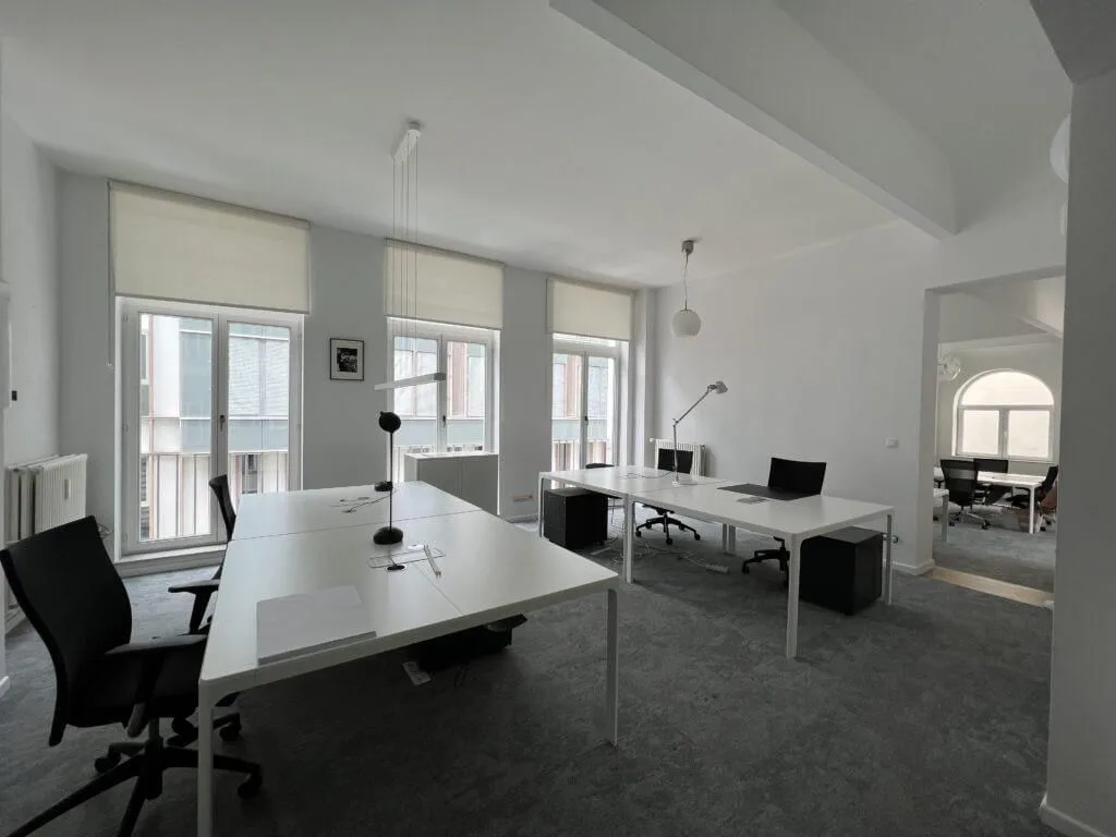 TOPOS Parlement, Open kantoorruimte, Saint-Josse-ten-Noode