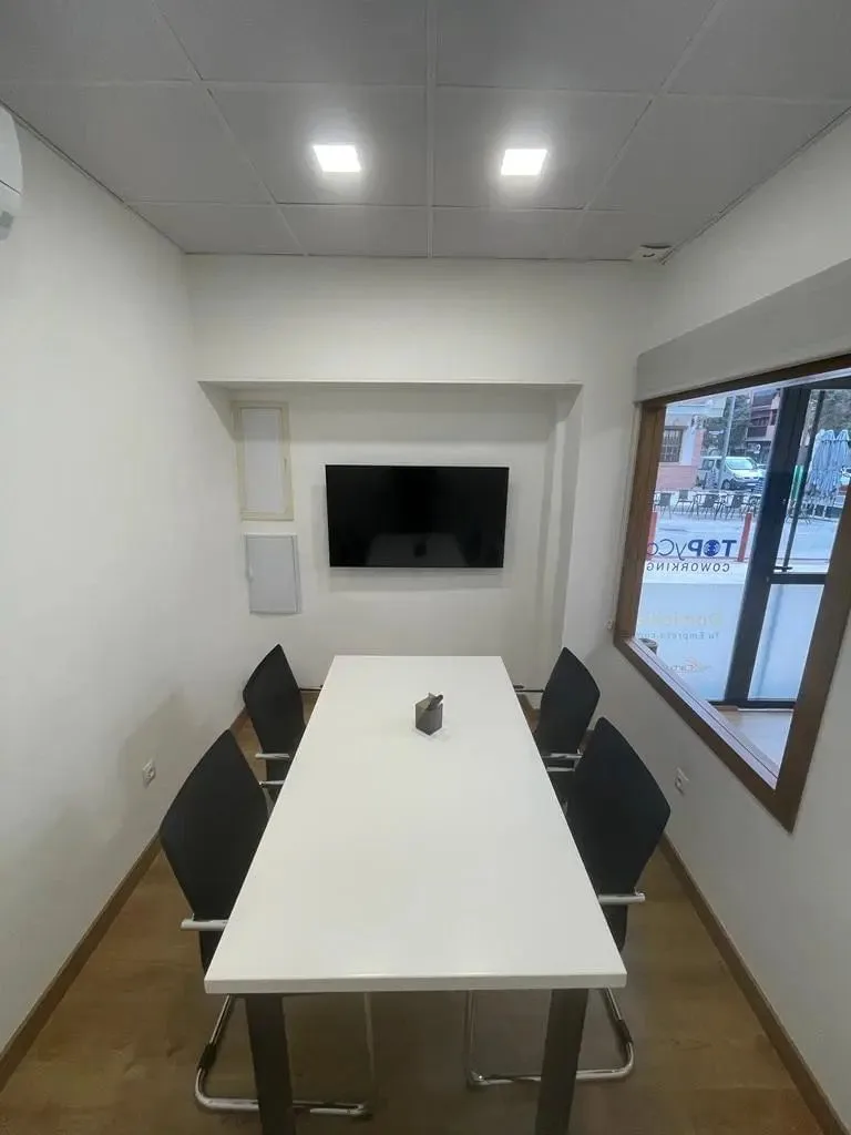 Topyco, Salle de réunion 4 personnes, Grenade