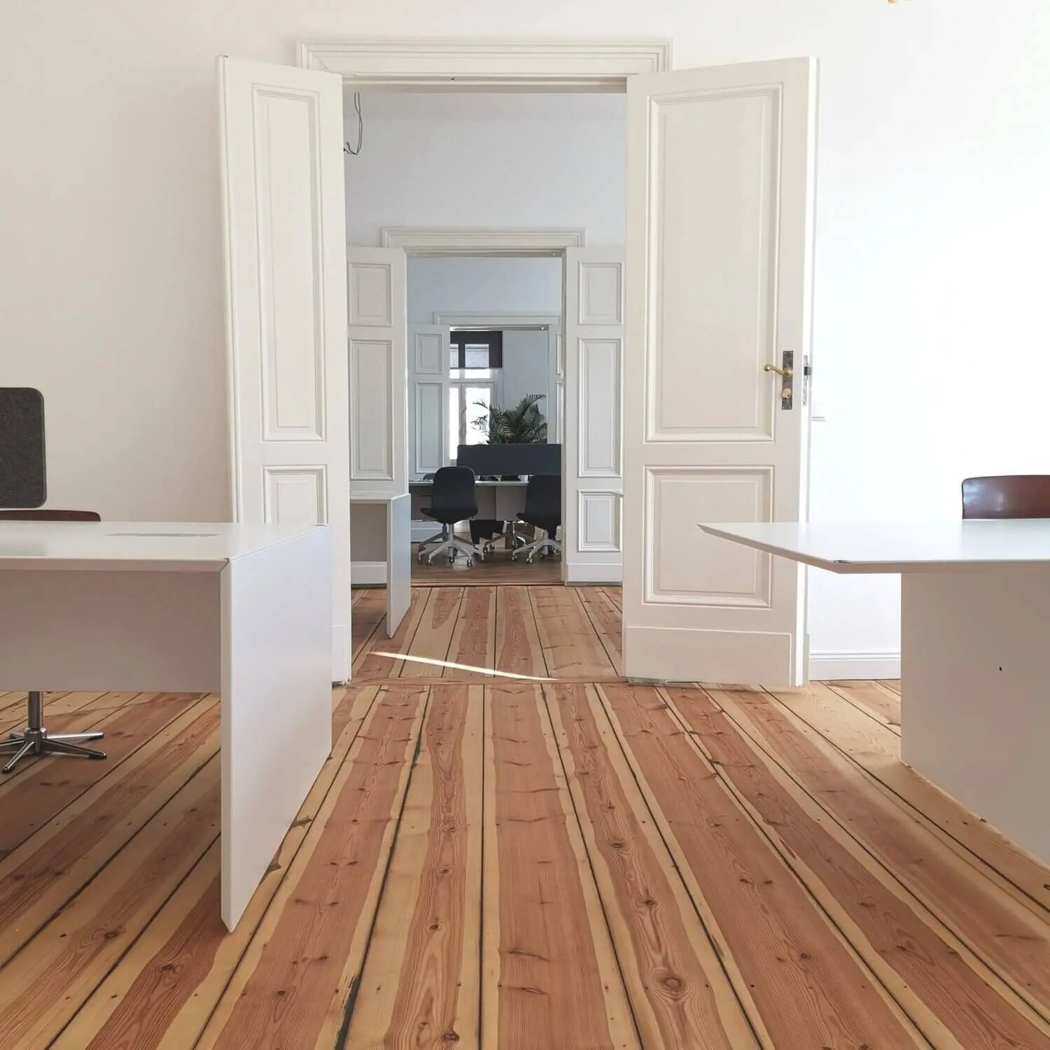 Treibende Kraft, Privatbüro mit 2 Arbeitsplätzen, Berlin