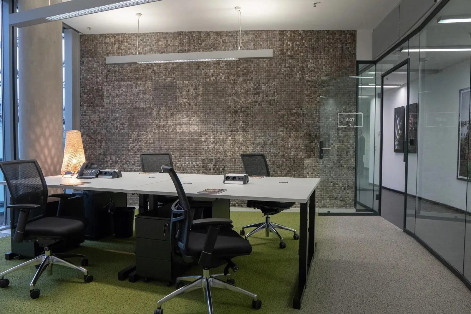 Tribes Frankfurt Baseler, Privatbüro mit 4 Arbeitsplätzen, Frankfurt am Main