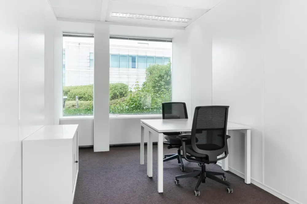 Regus MILAN, Bisceglie, Ufficio privato 2 persone, Milano