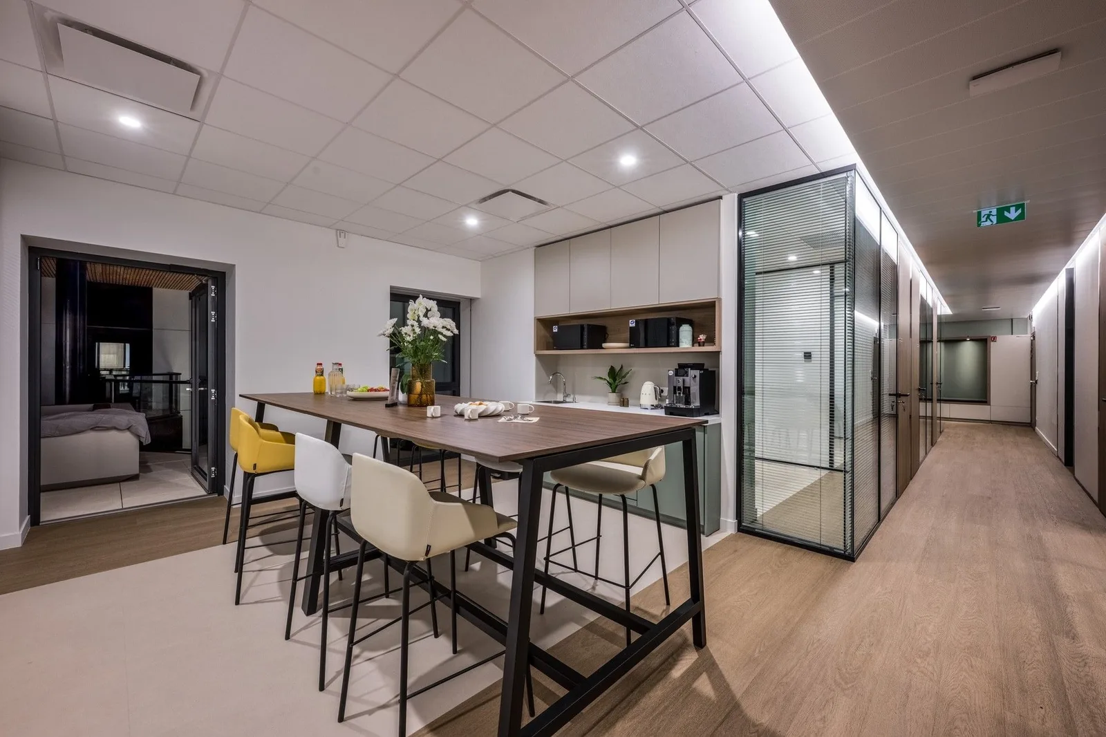 Via Luminis, Kitchen, Genas