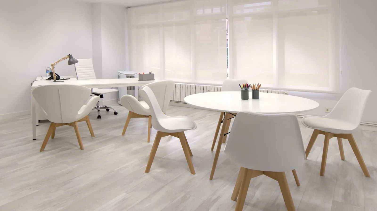 Vilabella, Private office, 1 desk, Vic