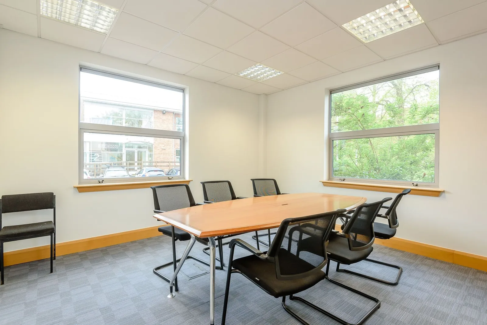 Viva Workspaces, Meeting room for 6 people, Wokingham