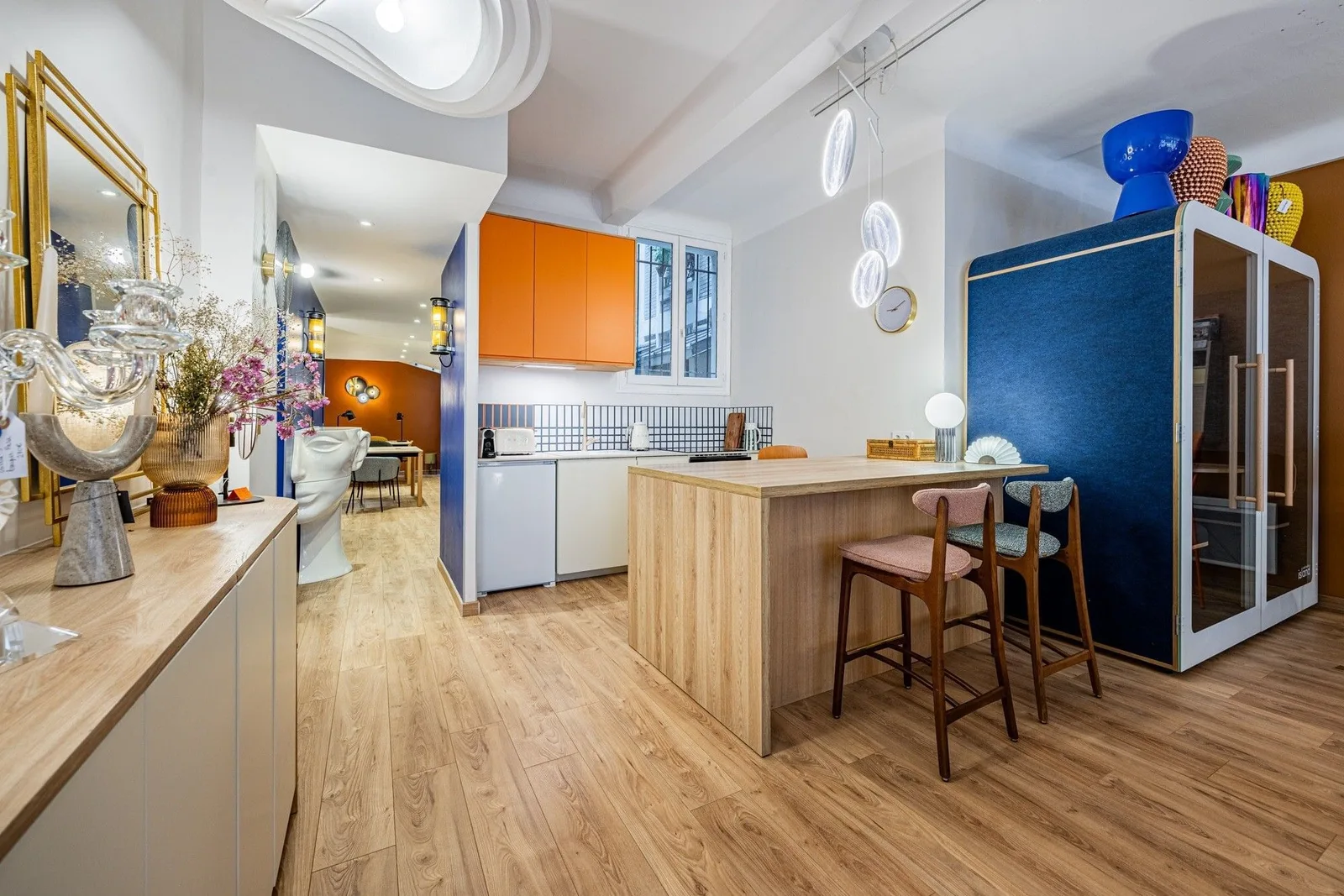 Volum Trétaigne, Kitchen, Paris 18e