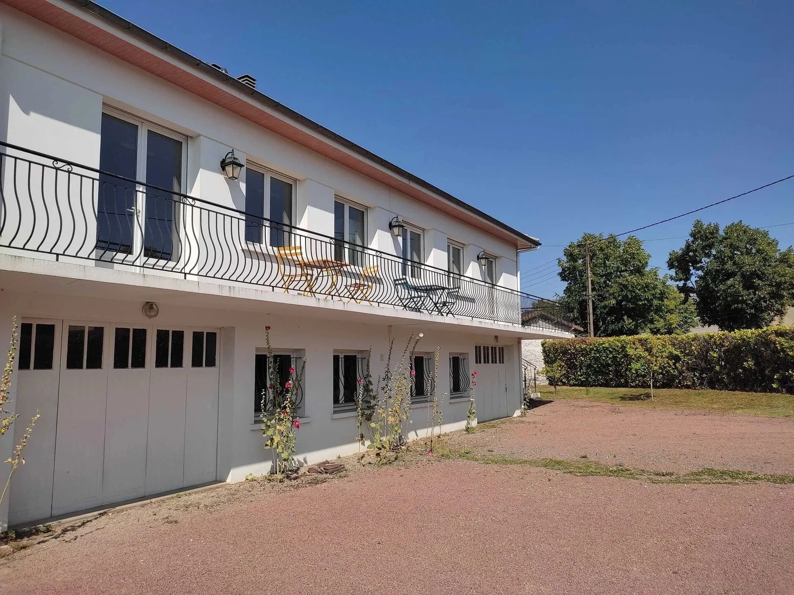 Wekey House, Building facade, Niort