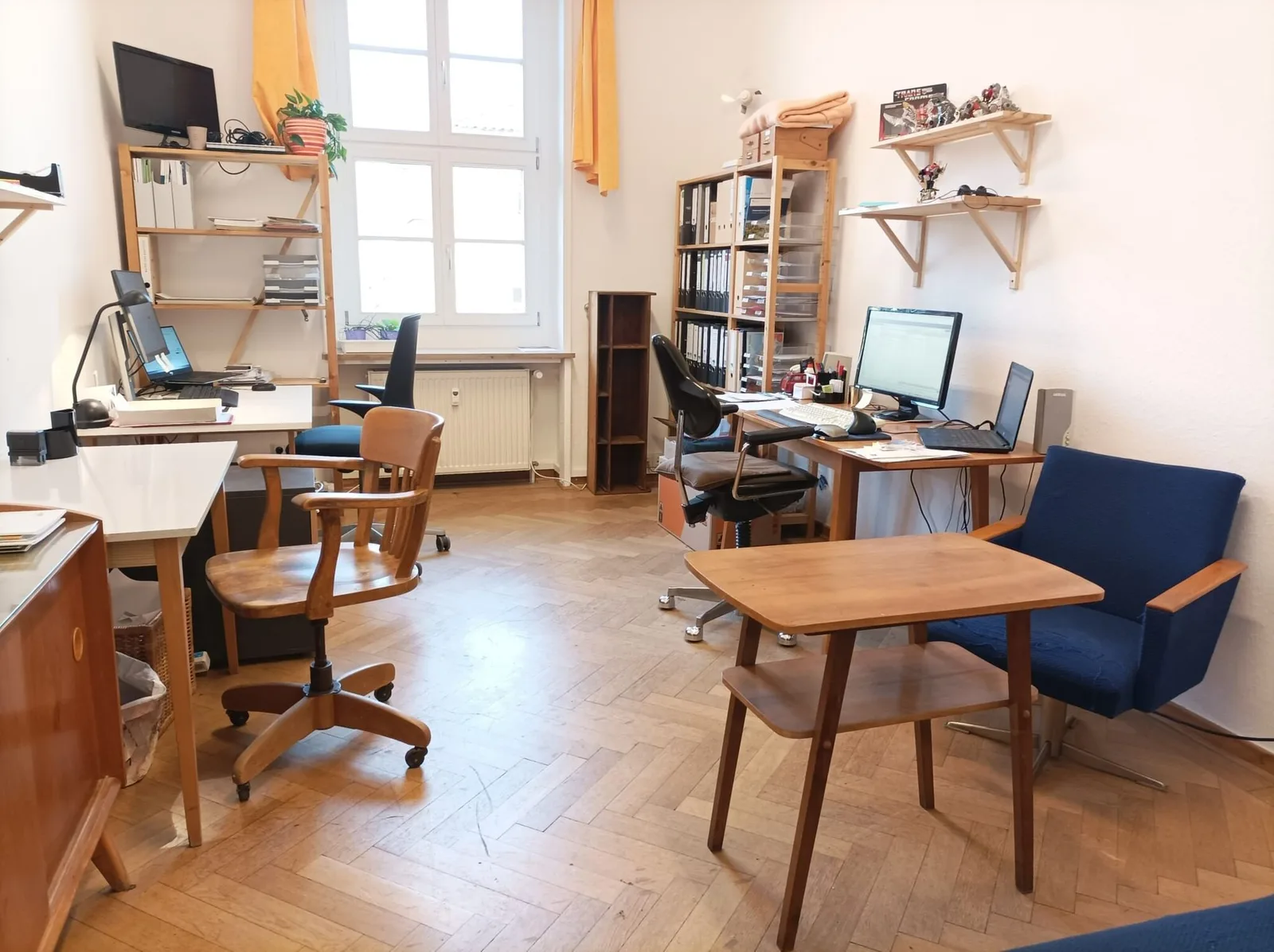 Werkbank Weimar, Privatbüro mit 3 Arbeitsplätzen, Weimar