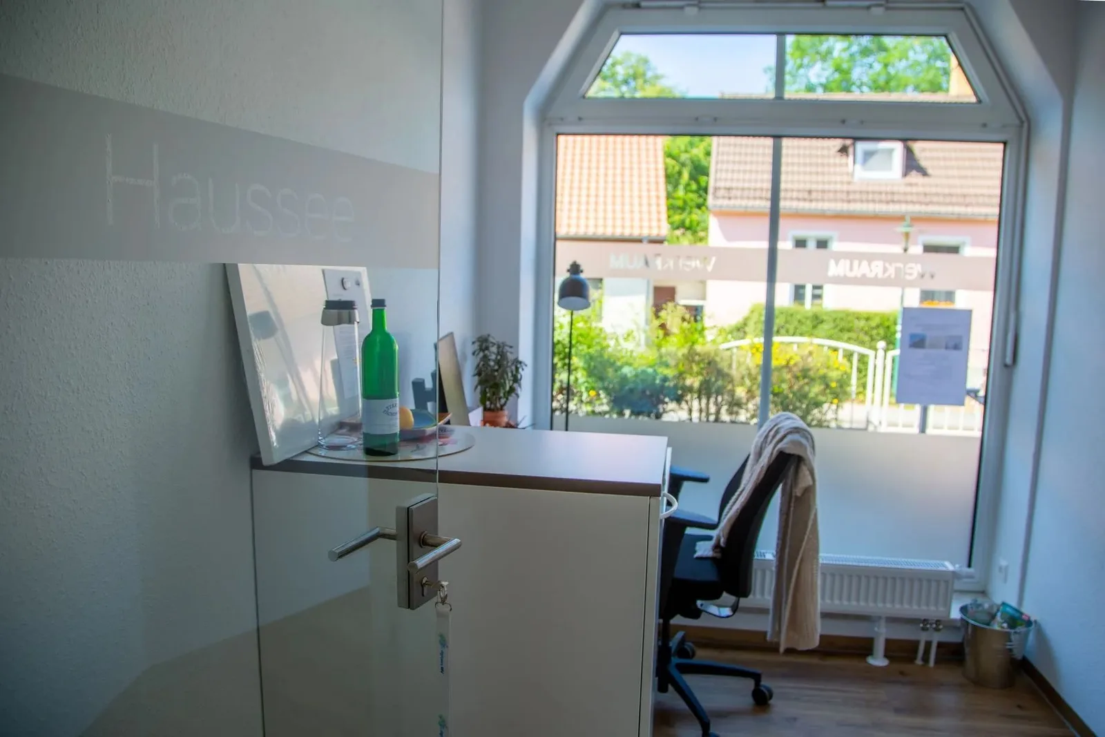 Werkraum Feldberg, Private office, 1 desk, Feldberger Seenlandschaft