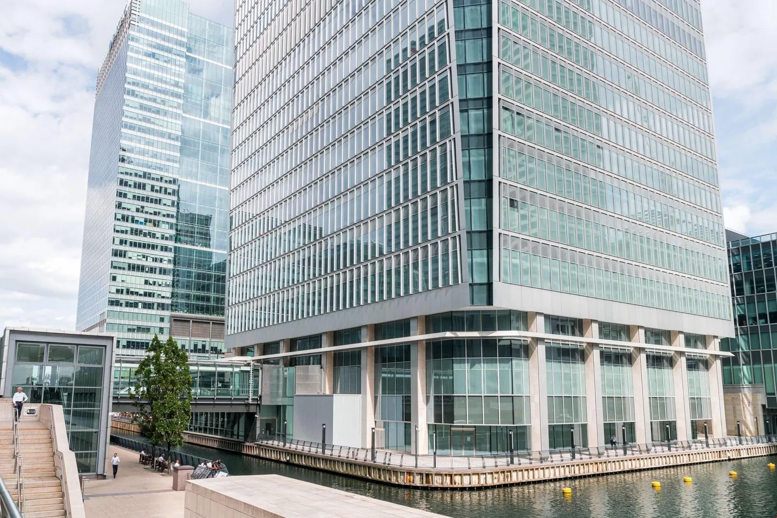 WeWork 30 Churchill Place, Façade, Londres