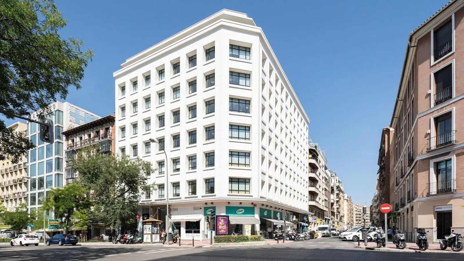 Wework Calle Eloy Gonzalo, 27, Fachada do edifício, Madrid