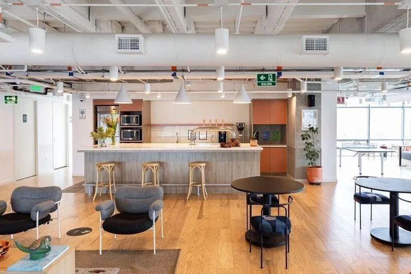 WeWork Carrera 19 # 100 - 45, Cafetería, Bogotá