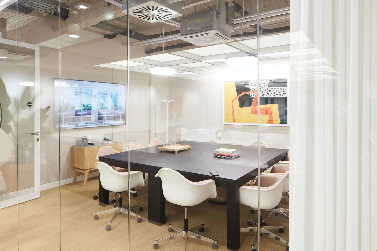 WeWork Gerhofstrasse 1-3, Meeting room for 8 people, Hamburg
