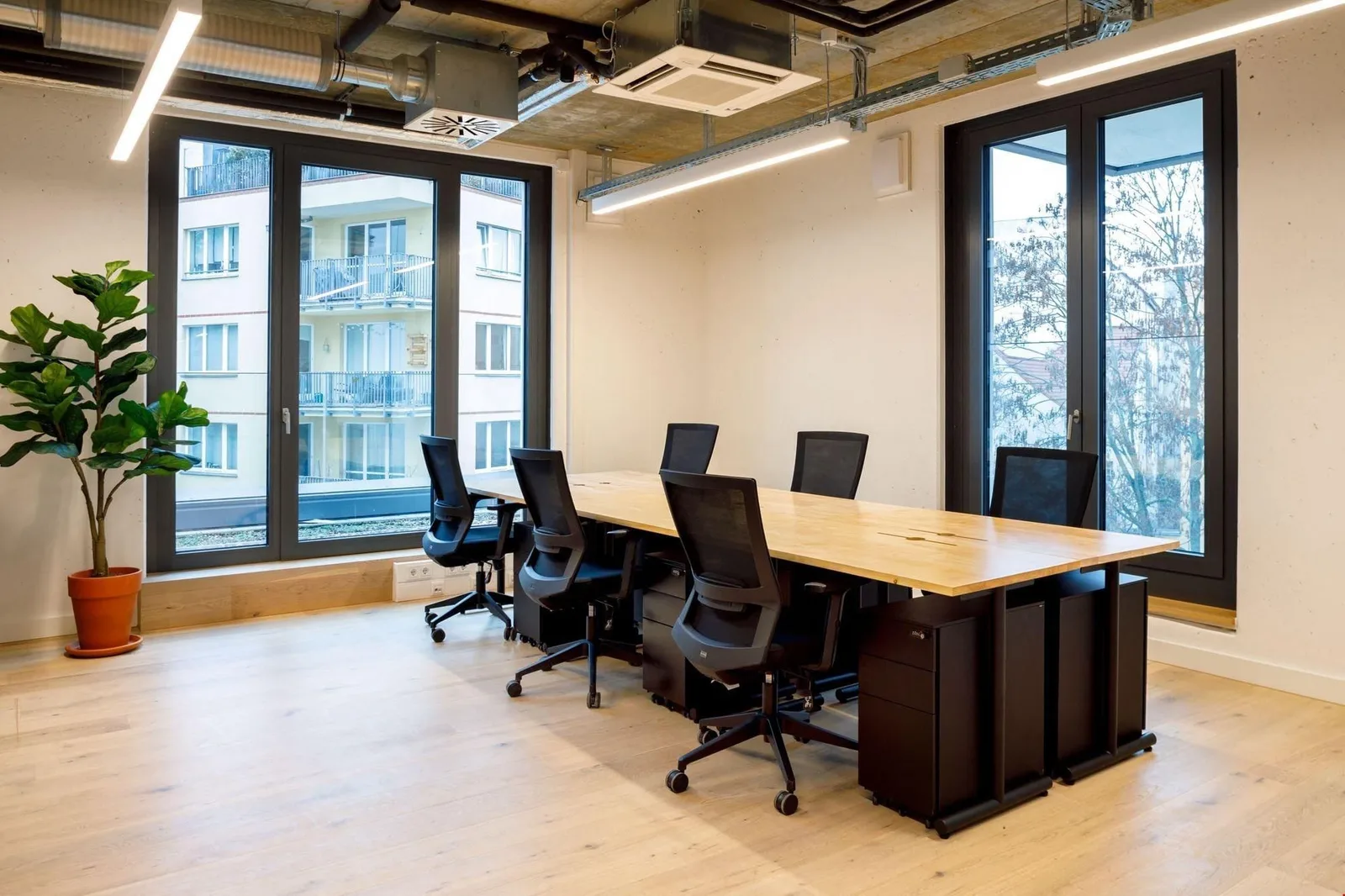 WeWork Rosenthaler Straße 43-45, Private office, 6 desks, Berlin