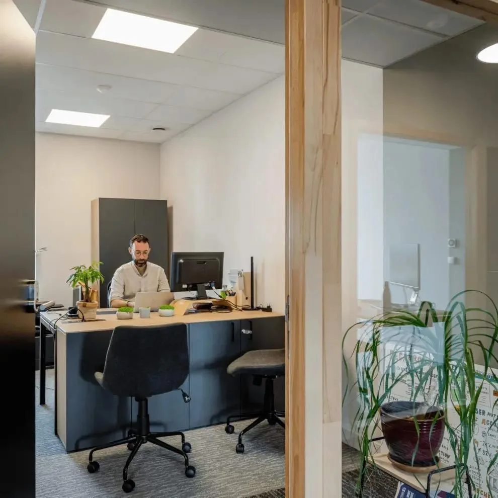 Whome St-Sébastien, Privatbüro mit 2 Arbeitsplätzen, Saint-Sébastien-sur-Loire