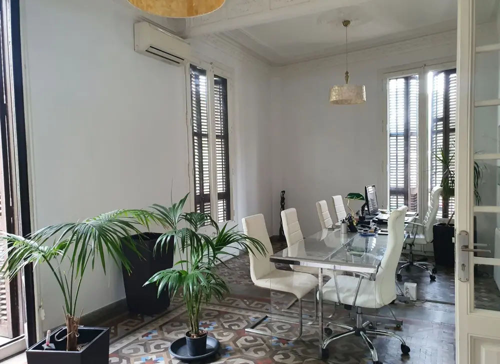 Vía Coworking