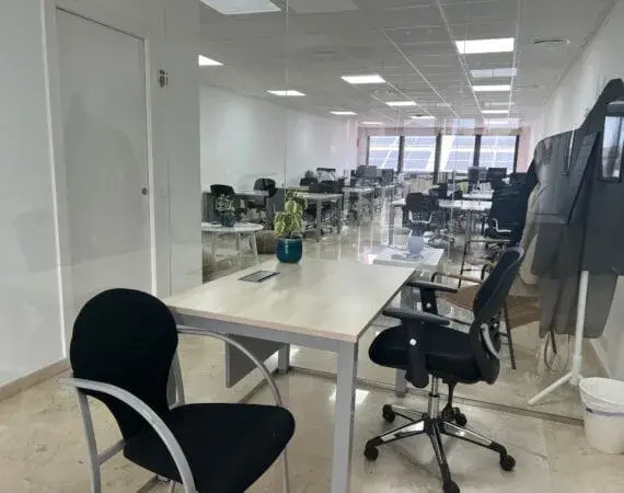 Bcombinator Incubadora Y Coworking 